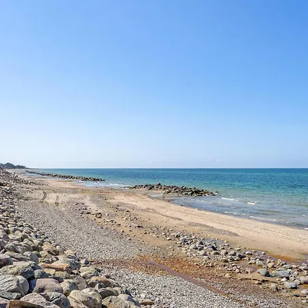 3 Bedroom Gorgeous In Holiday home *